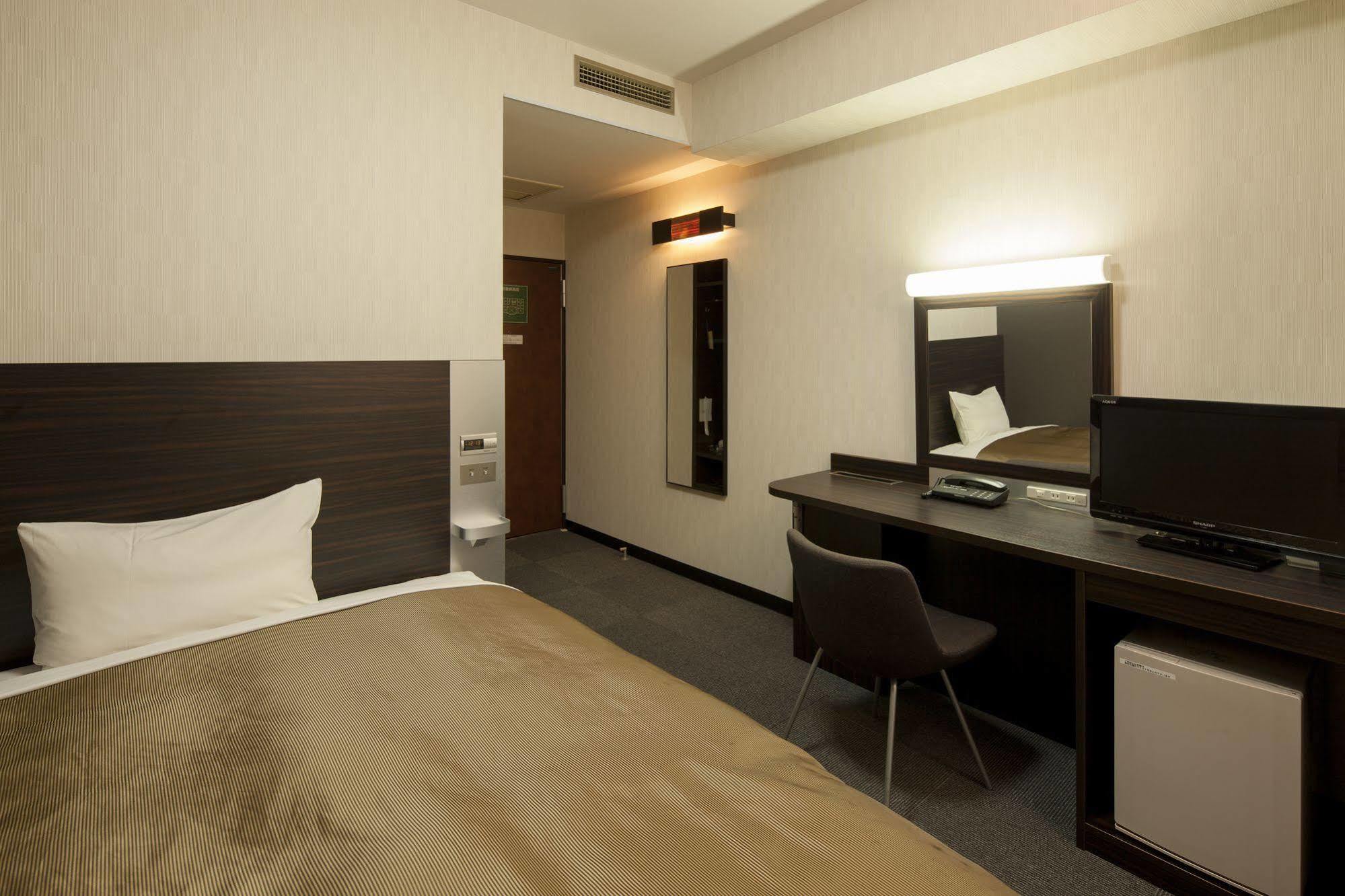 Osaka City Hotel Kyobashi Bagian luar foto